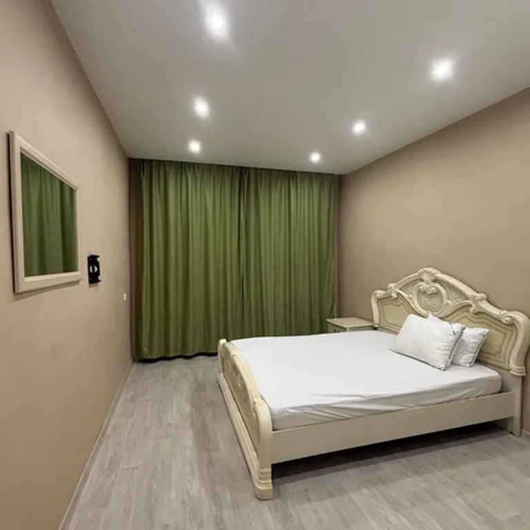 Просторная уютная квартира в самом центре города Якутска — аренда посуточно в Якутск