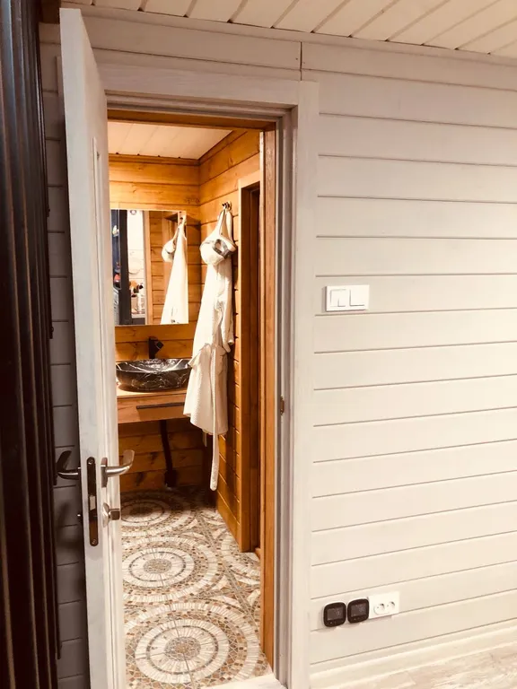 Уютный домик в лесу