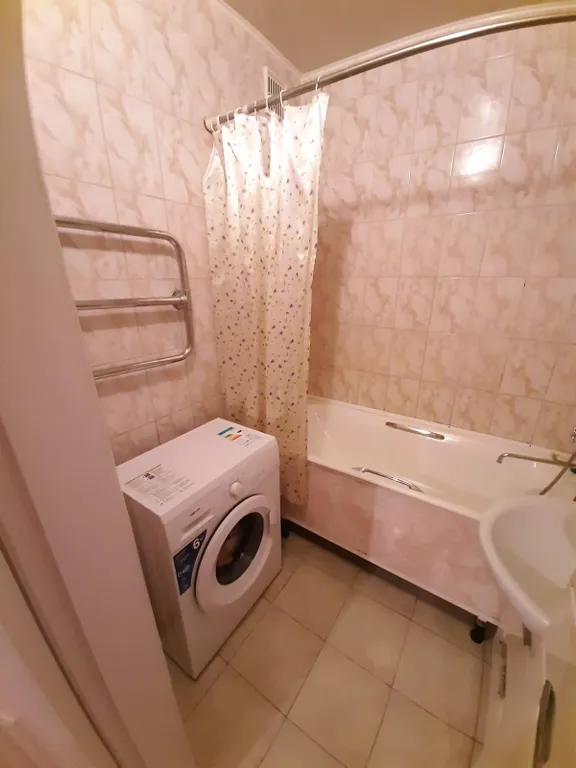 Хорошая просторная большая квартира для семьи или командировочных