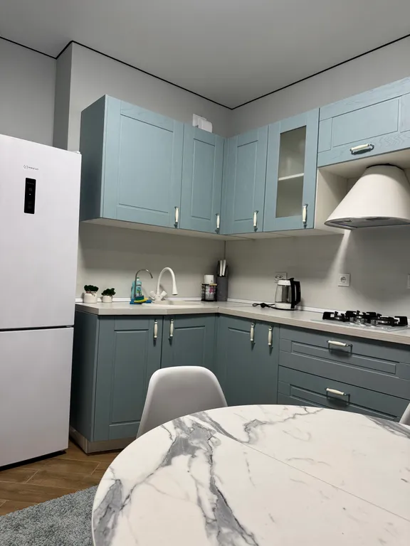 Современная уютная квартира в новом доме, рядом с парком и морем