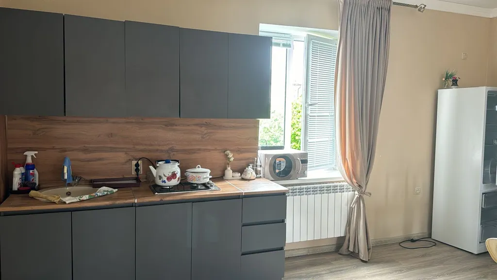 Уютный дом рядом с набережной на большую компанию до 12 человек