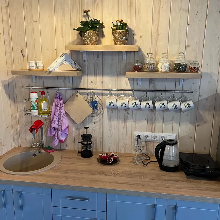 Вилла на берегу реки