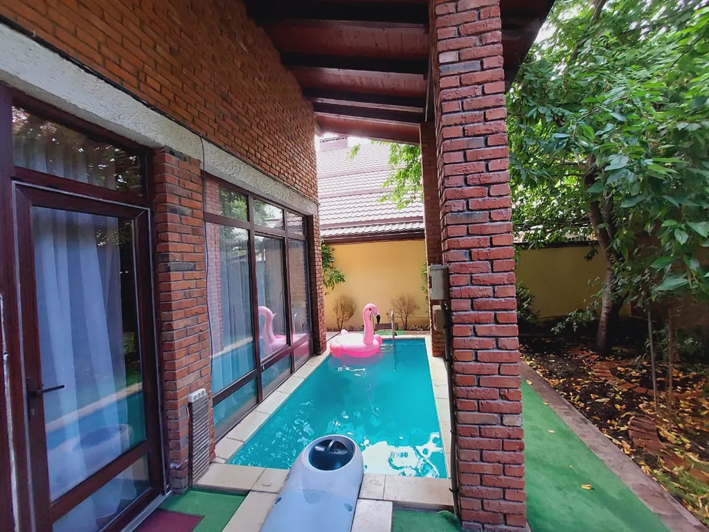 5-комнатный Дом