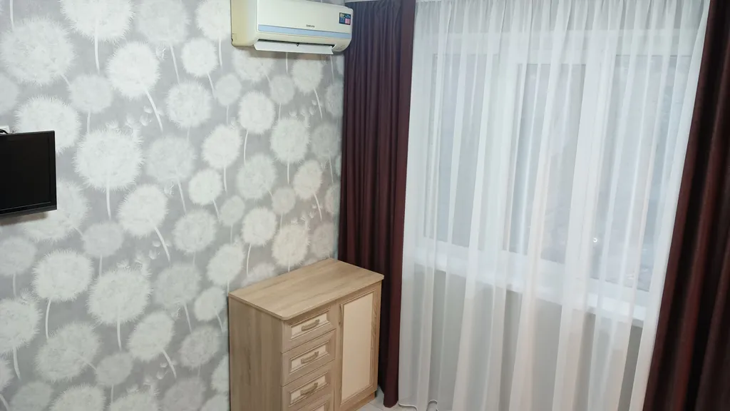 Отдельный дом без хозяев