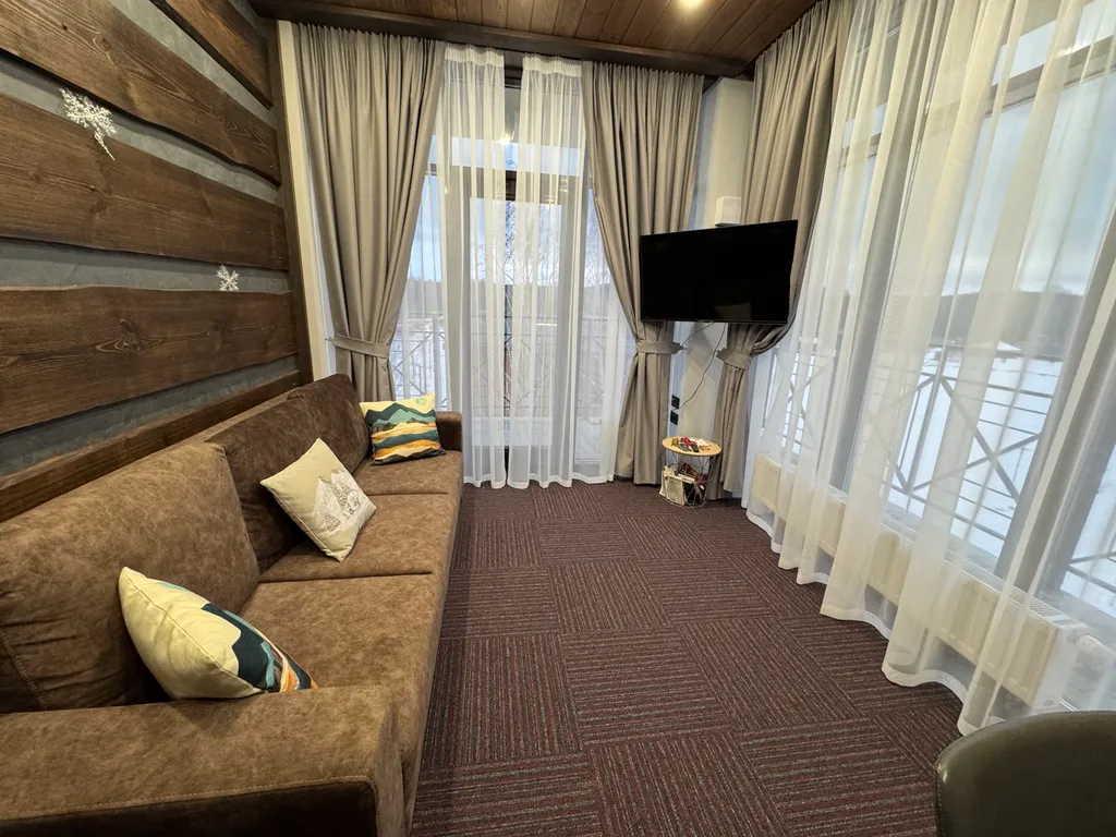 Лучший вид на пруд и горы