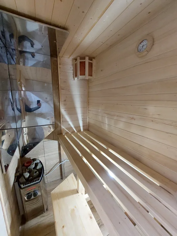 Дом на берегу залива