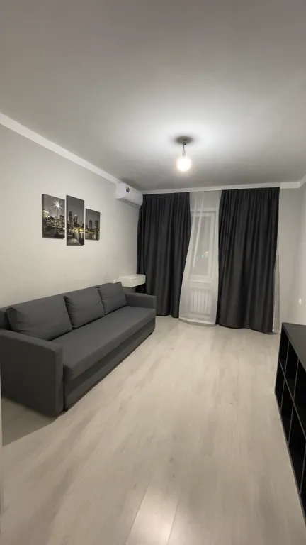 Светлая уютная квартира в центре — аренда посуточно в Якутск