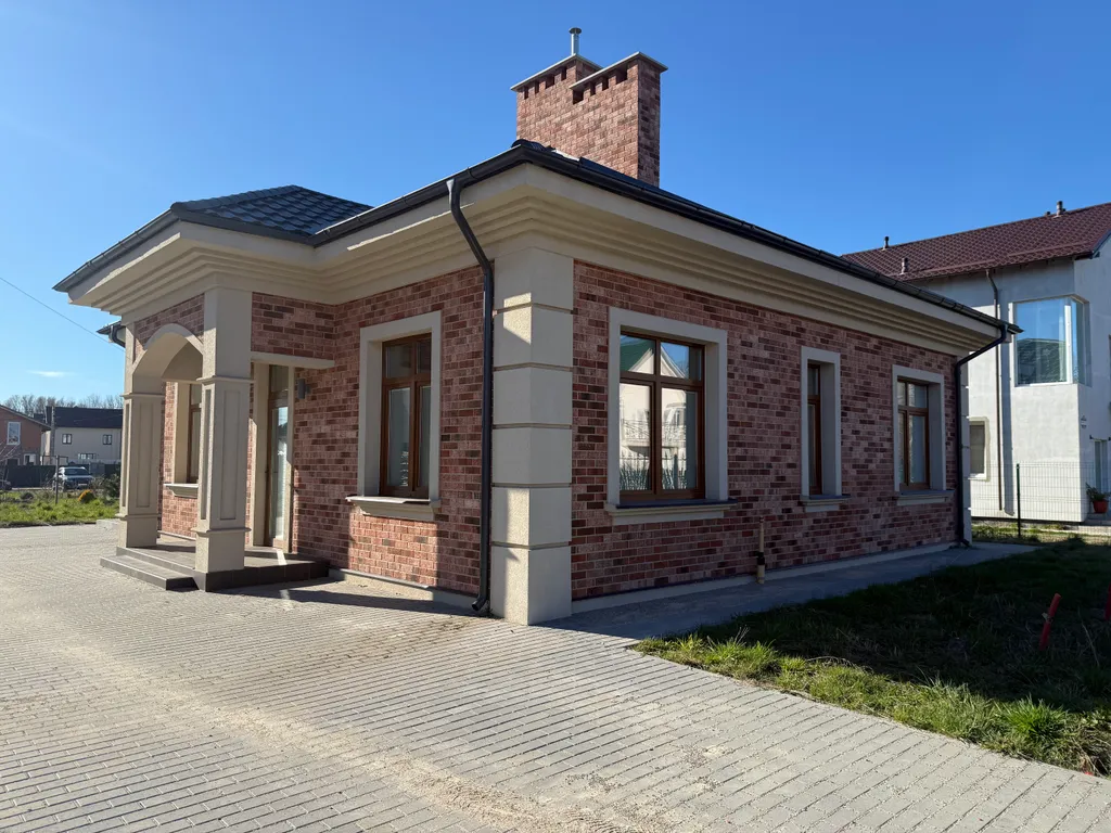 Уютный дом у моря