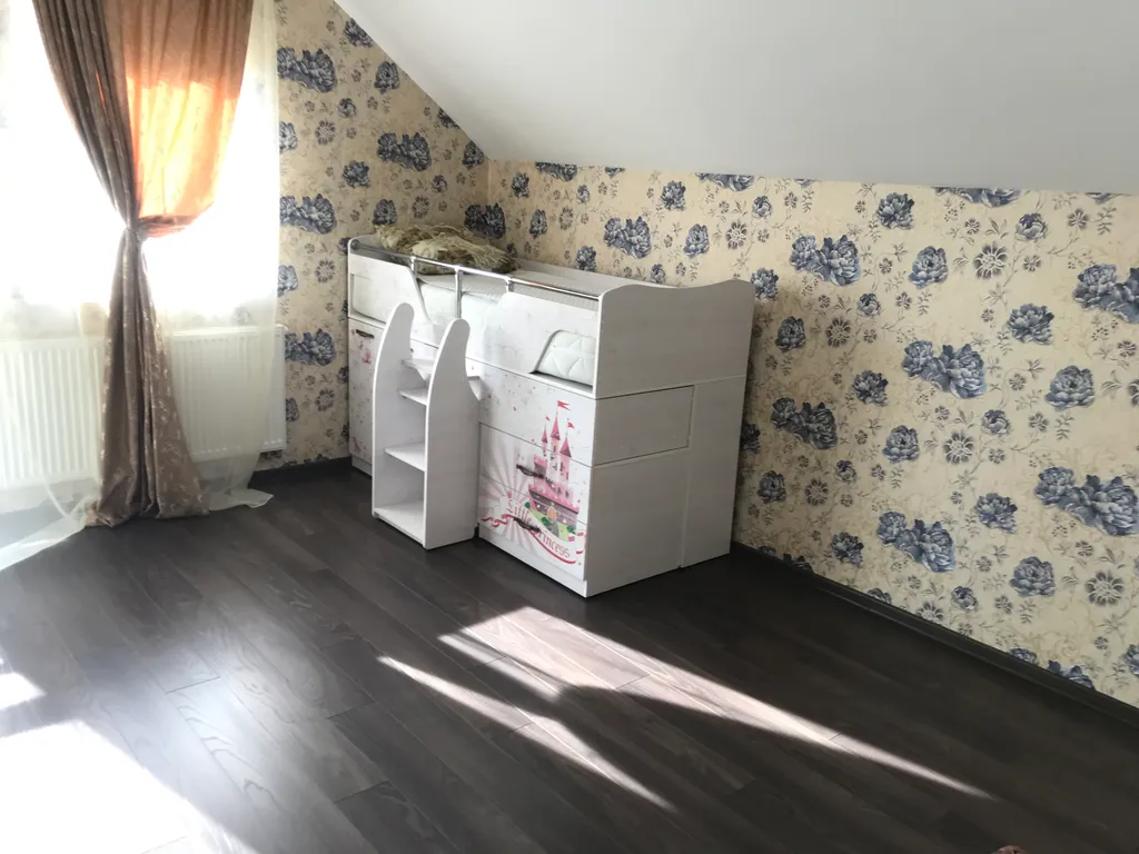 Двухэтажный дом в 500 метров от Балтийского моря