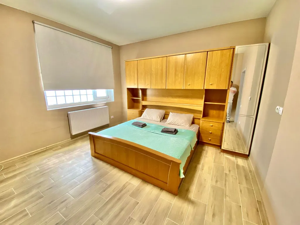 Эллинг у реки