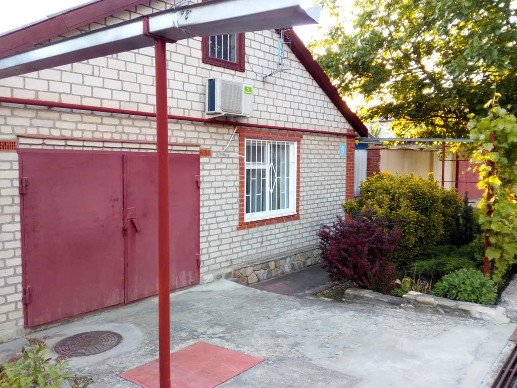 Коттедж Дом у моря в центральной части города целиком — Геленджик