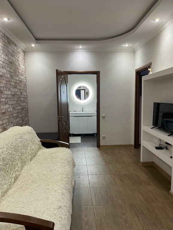 Квартира Уютная квартира с парковкой — Владикавказ