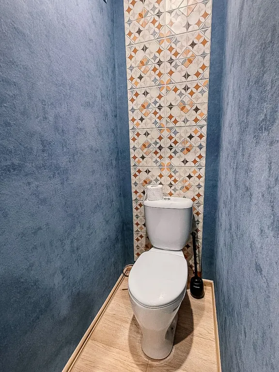 Свежая трешка с раздельными комнатами в тихом районе города