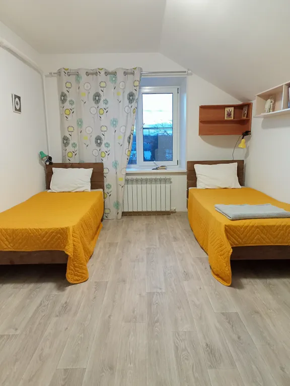 Уютный дом у леса