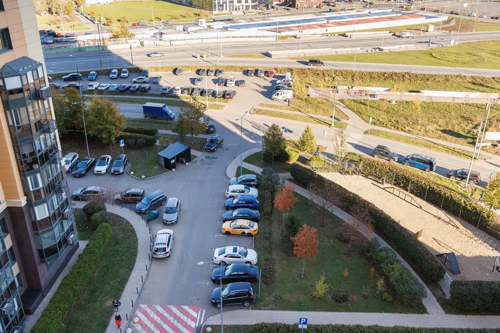 4-комнатная Квартира