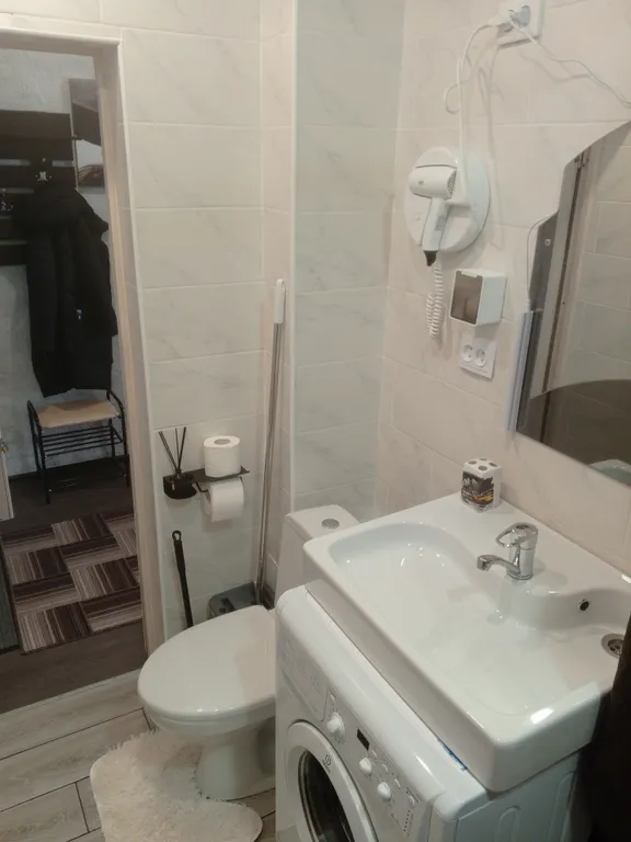 Студия напротив часовой башни