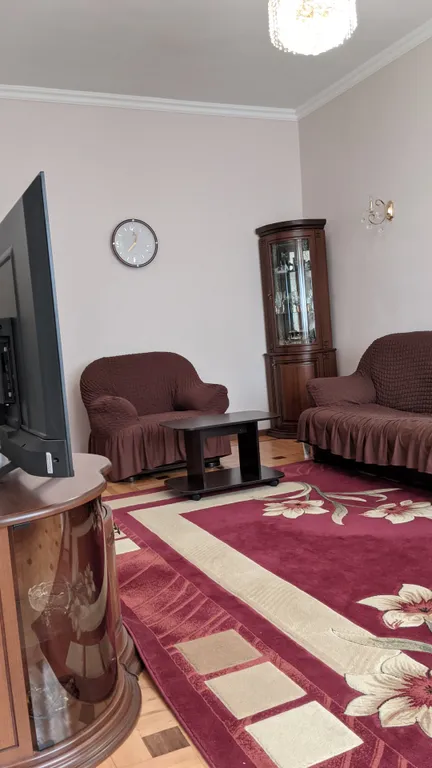 Коттедж Уютный второй этаж дома с отдельным входом и территорией во дворе — Сухум