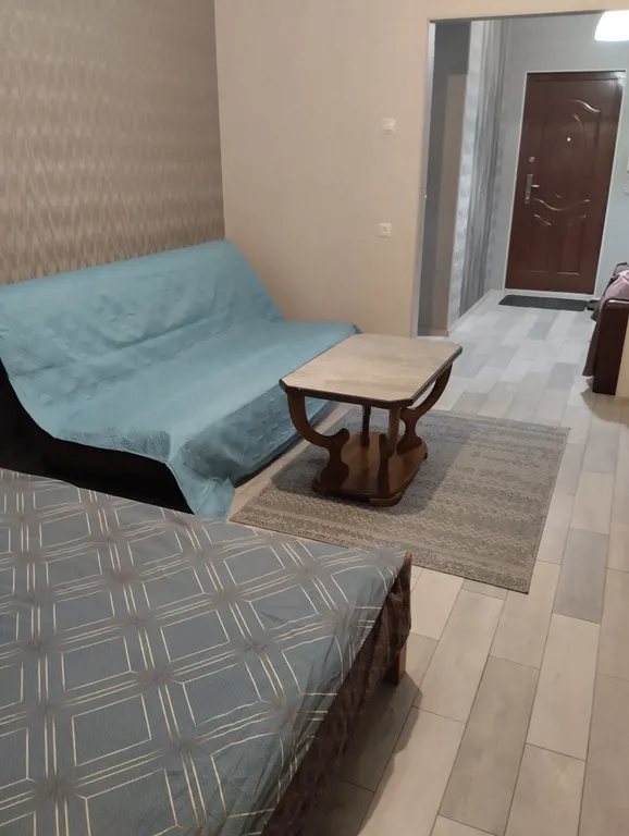 Уютная квартира не далеко от центра города (спальный район)