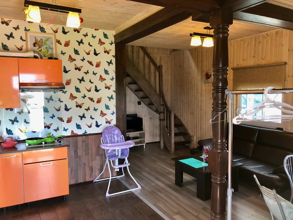 Коттедж 4-комнатный Дом — Луга