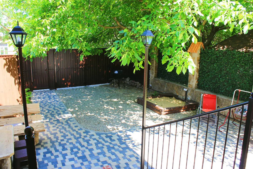 Коттедж у моря, детская территория, костровая чаша, до 11 человек.