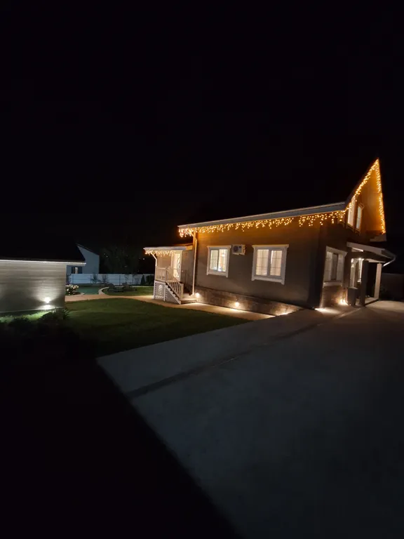 Дом рядом со склонами