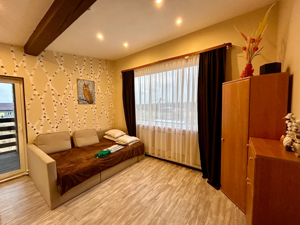 Коттедж Дом с отдельностоящий баней на дровах — Ропша