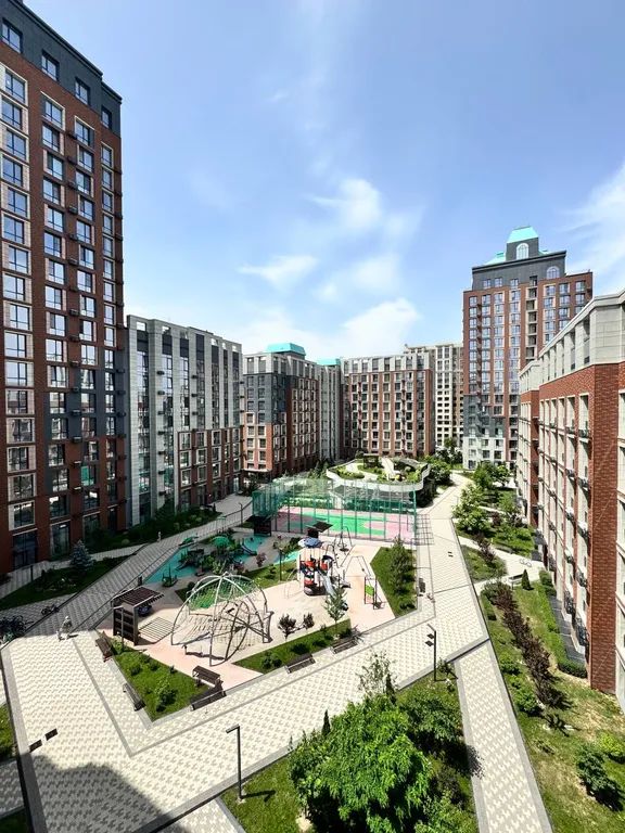 2-комнатная в жк 4you, рядом с тц Mega