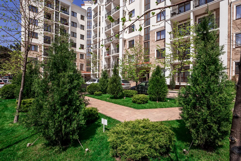 Квартира Квартира в ЖК Изумрудный город на берегу моря с бассейном — Геленджик