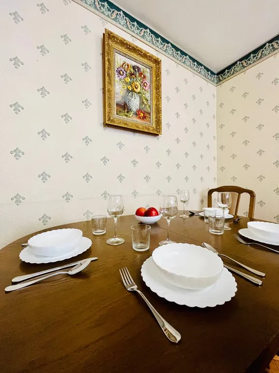 Квартира Квартира Уютная 3-комнaтнaя кваpтиpа в 10 минутах от мeтрo Aкадемическая — Москва