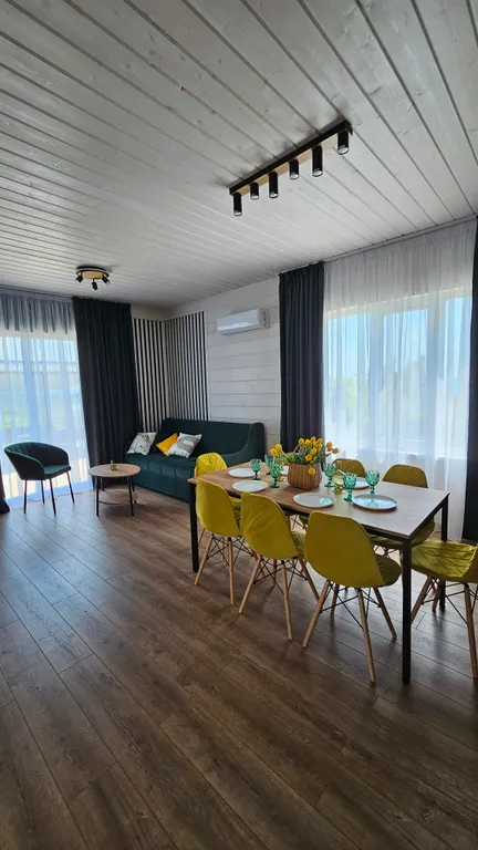 Большой уютный таунхаус с видом на море