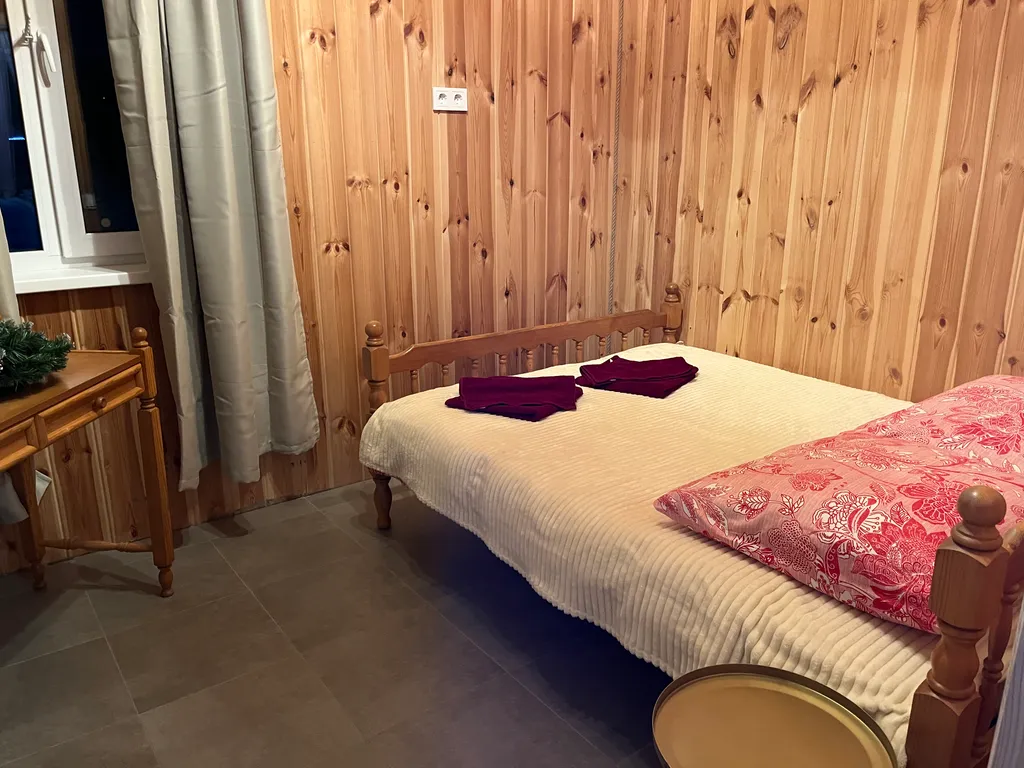 Домик у реки