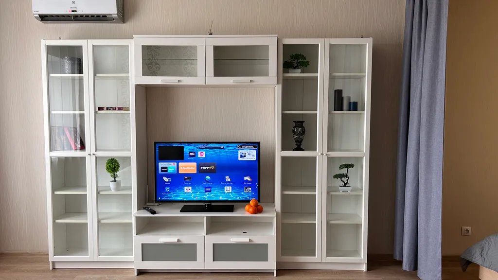 Уютный уголок для путешественников с видом на реку Волга