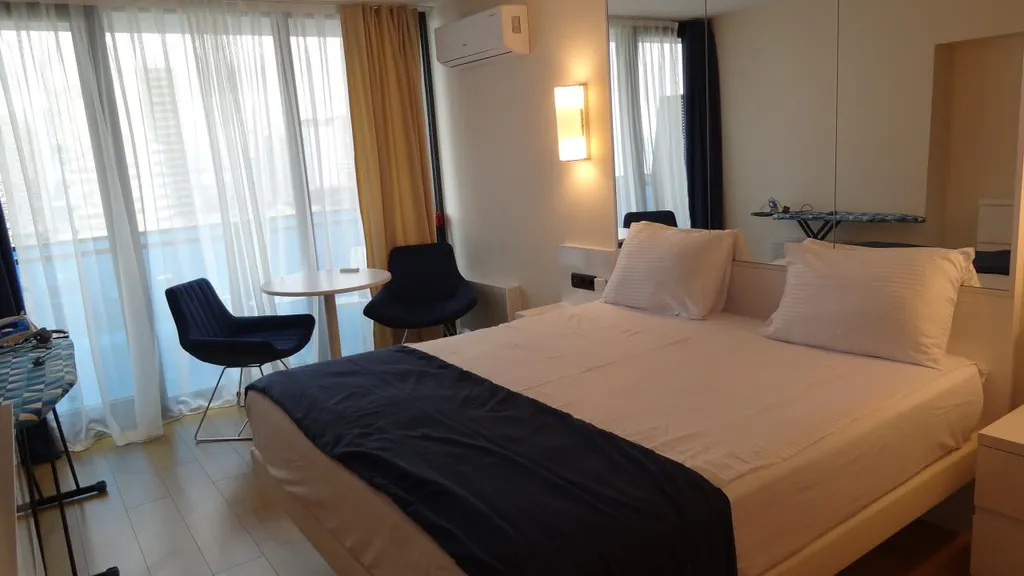 Orbi city 917, 9 этаж