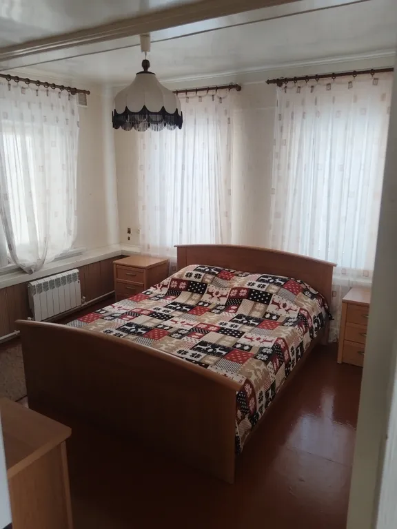 Двухэтажный дом со всеми удобствами в самом центре