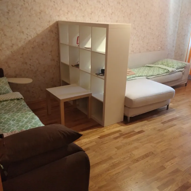 Квартира Просторная двухкомнатная квартира в 7 минутах пешком от метро — Москва