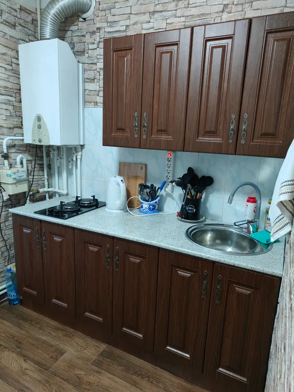 Красивый вид с 2 балконов на горы и реку