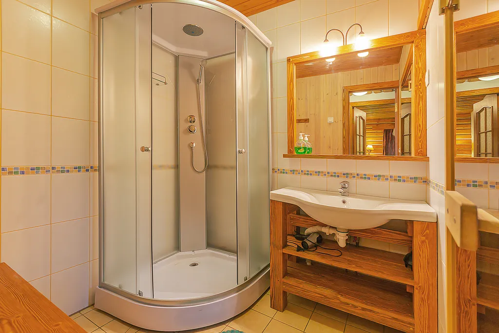 Коттедж Гостевой дом и баня на озере — Верховье