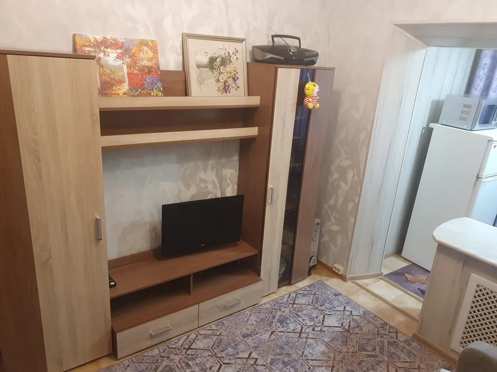 Уютная квартира-студия рядом с ж/д вокзалом — аренда посуточно в Нижневартовск