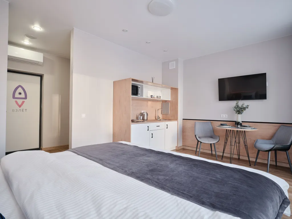 Комфортные апартаменты с балконом в комплексе бизнес-класса Пилигрим