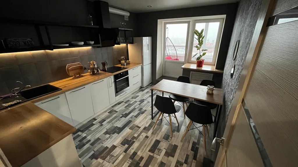 Квартира на высоком 13 этаже, идеальная для туристов и гостей города — аренда посуточно в Вологда