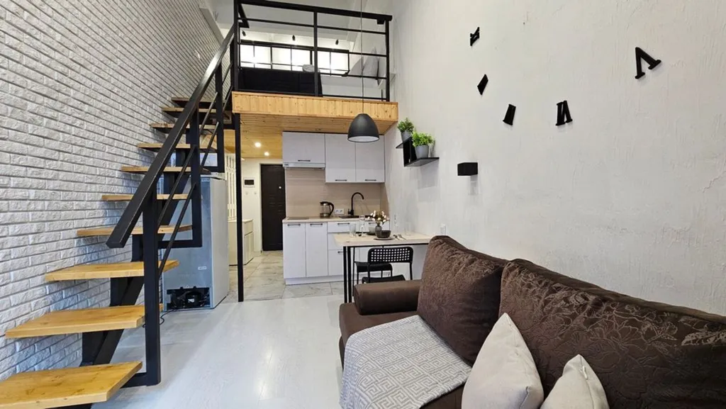 Квартира Двухуровневая студия недалеко от АГУ, АГТУ — аренда посуточно в Астрахань