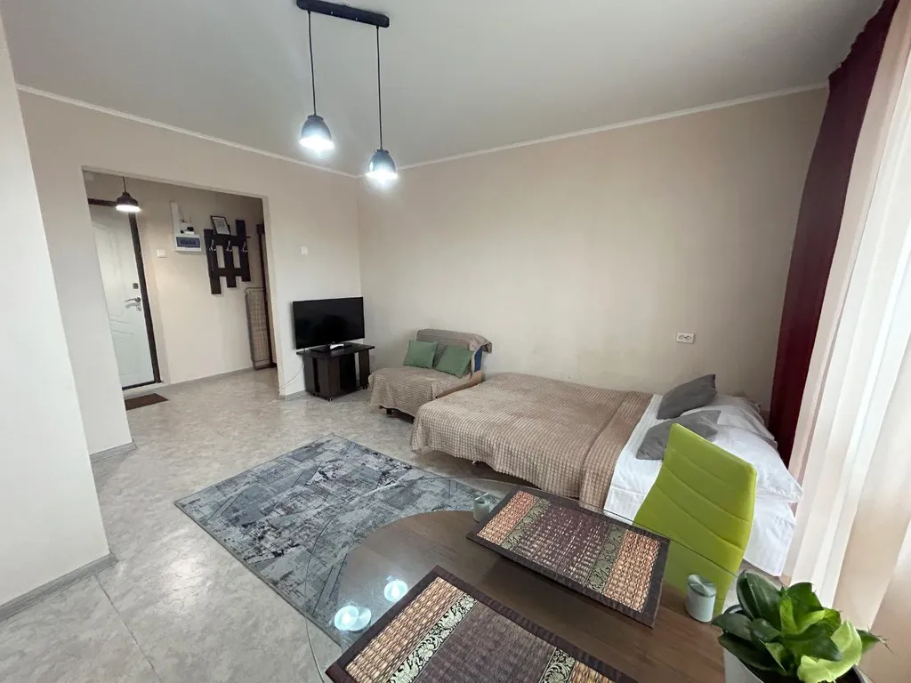 Светлая студия