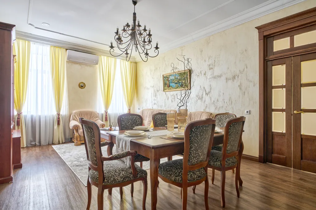 Квартира 4-комнатная квартира на Арбате в тихом месте, центр Москвы — Москва