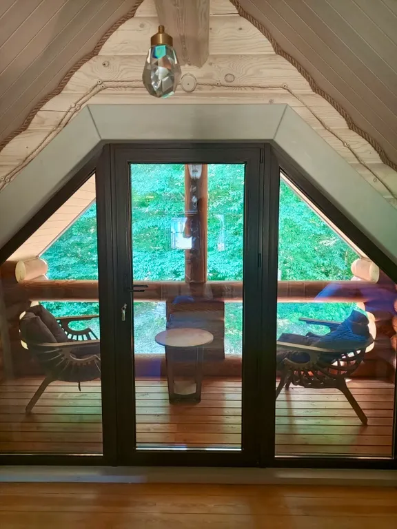 Сруб с банным чаном