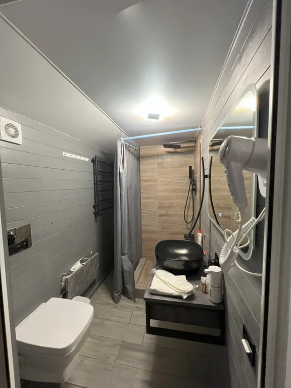 Сфера с подогреваемым бассейном