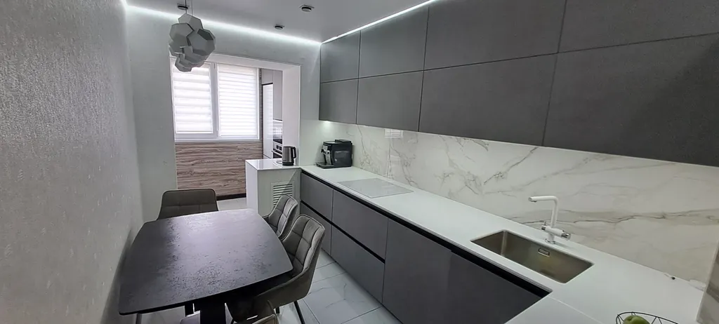 3-комнатная Квартира — аренда посуточно в Партенит