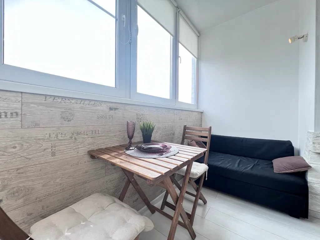 Дизайнерская студия в центре в новом доме