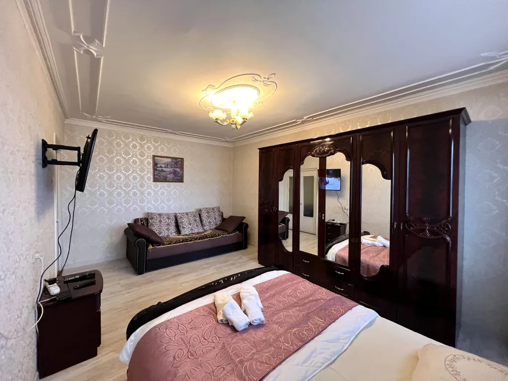 Квартира в центре с видом на горы и город