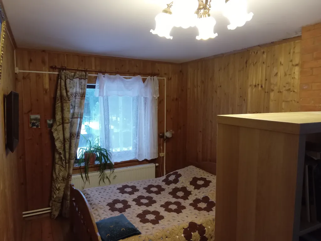 Дом на большом лесном участке