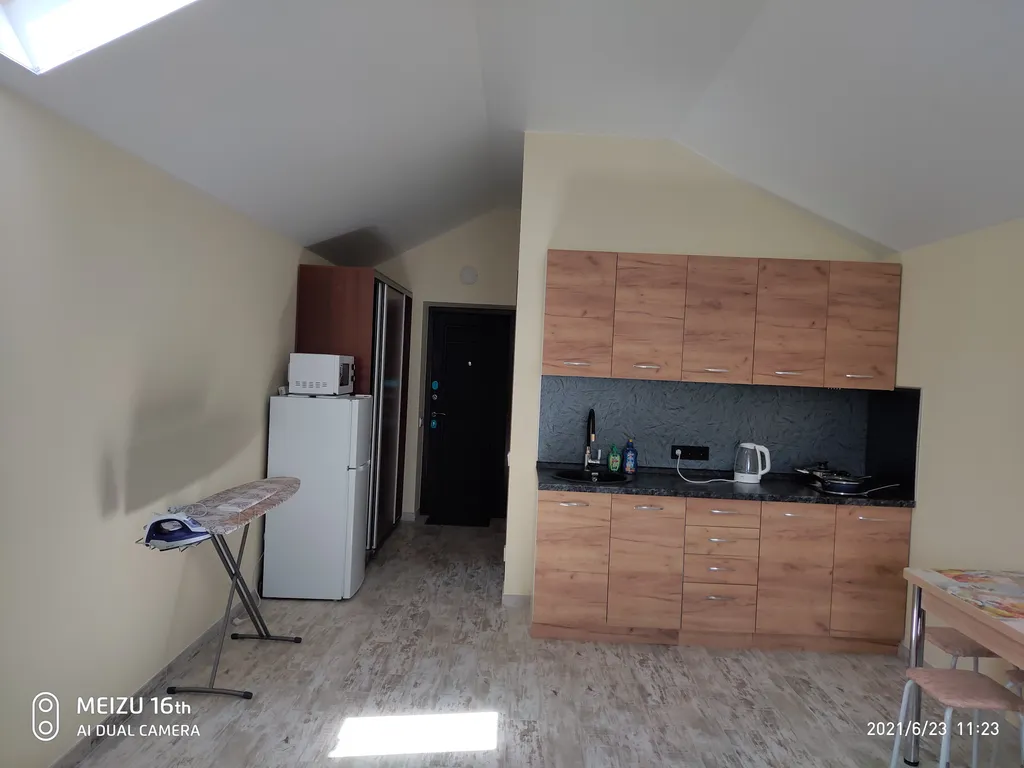 Студия недалеко от моря на территории ижс